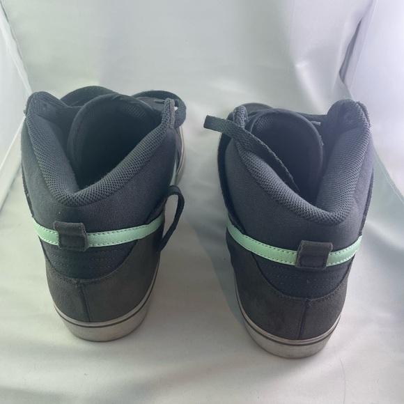 Nike Dunk High LR Size 9.5 mens - Picture 4 of 5